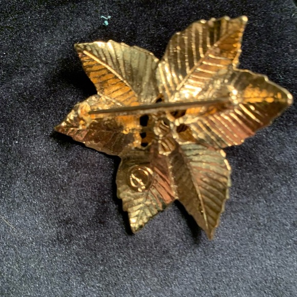 St. John Gold Brooch With Enamel Ladybug Vintage - Picture 7 of 7